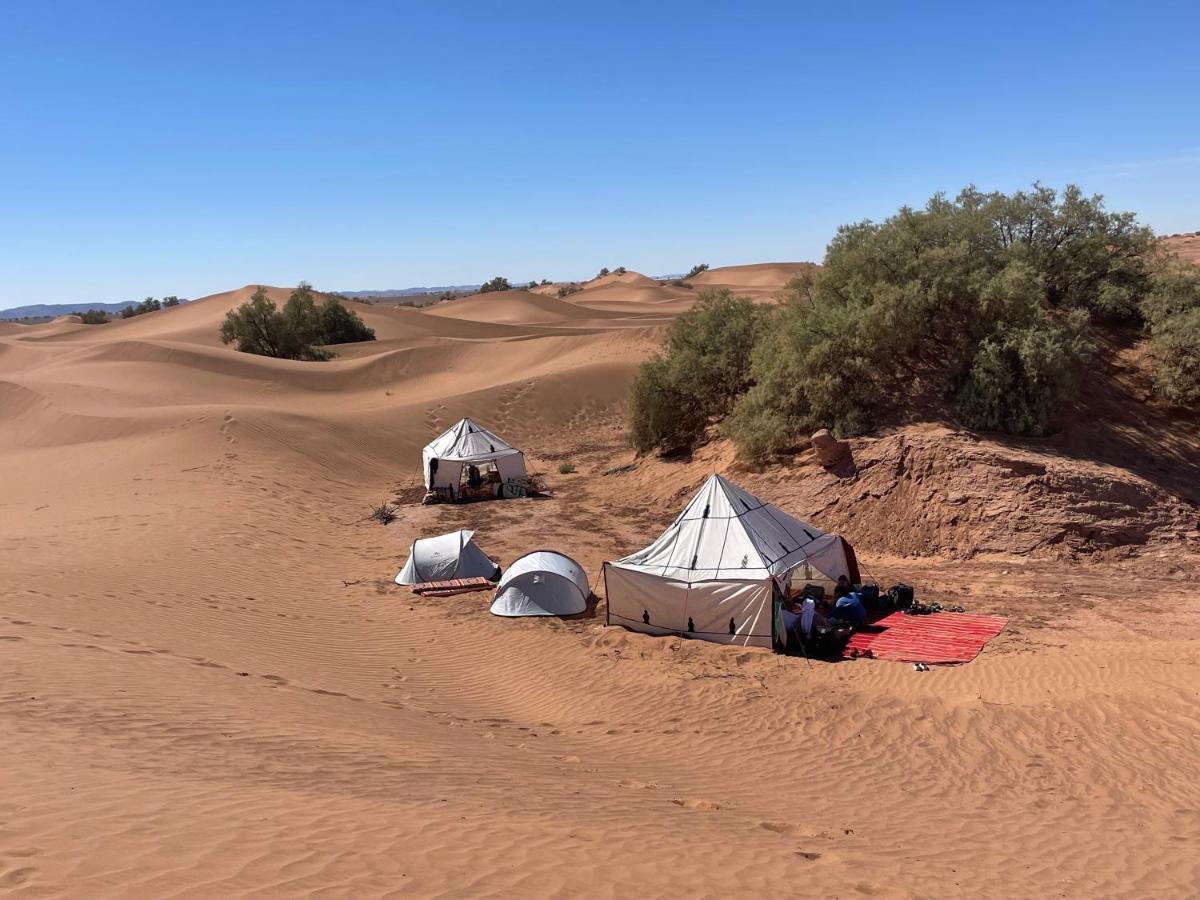 לינה וארוחת בוקר מחמיד Dar Nomads מראה חיצוני תמונה