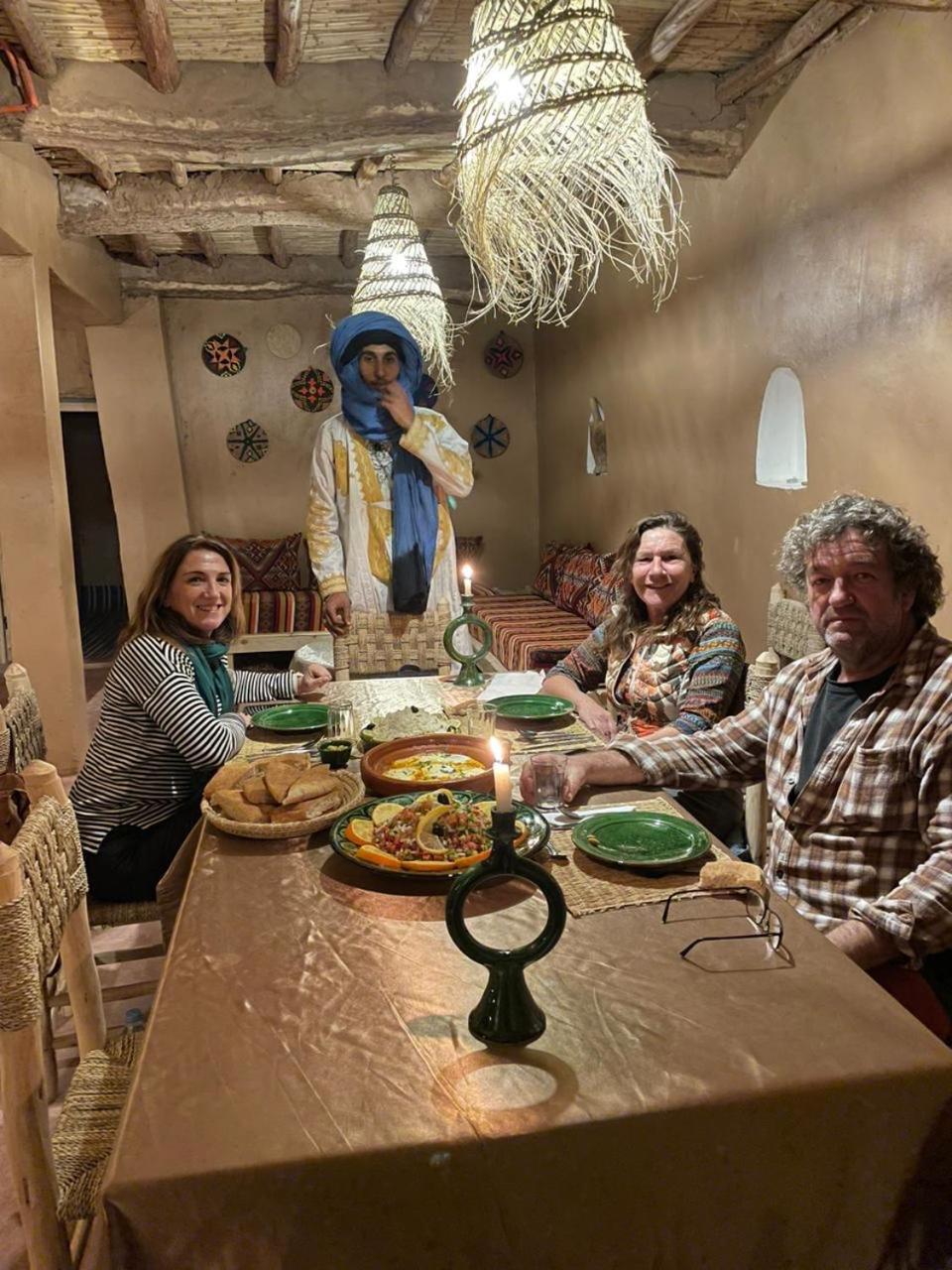 לינה וארוחת בוקר מחמיד Dar Nomads מראה חיצוני תמונה